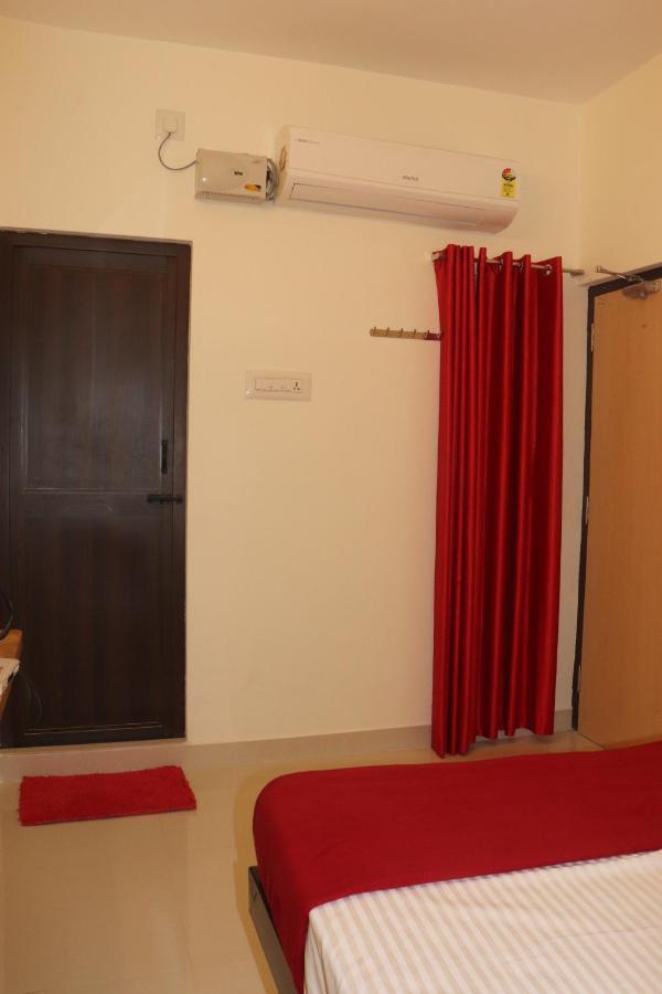 Grand Suites Srirangam Tiruchirappalli エクステリア 写真