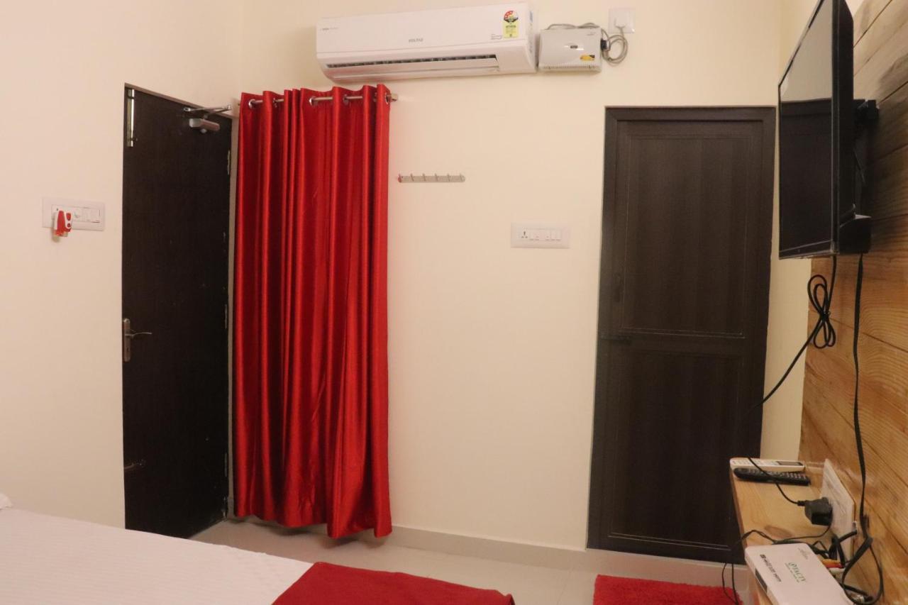 Grand Suites Srirangam Tiruchirappalli エクステリア 写真